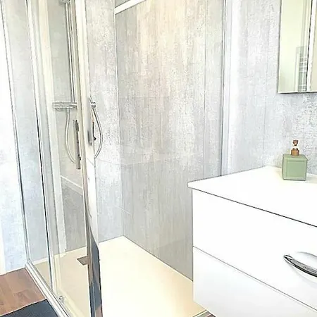 Orvilliers Apartamento *