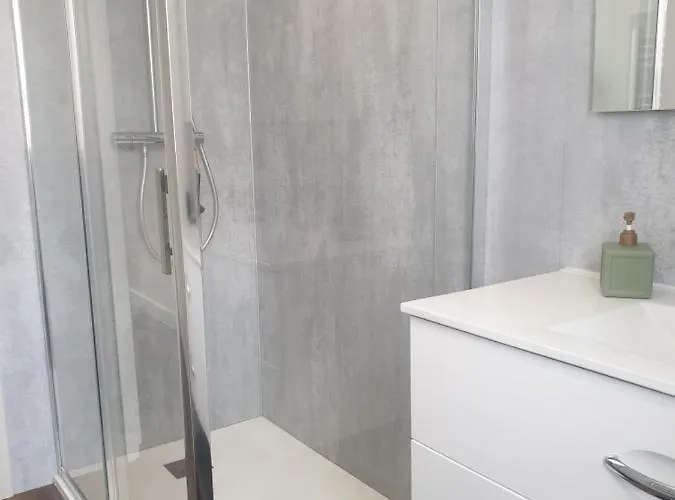 Orvilliers Apartment *